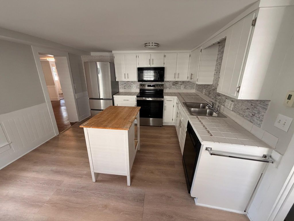 20 North Street, Saco, ME 04072 — photo 5