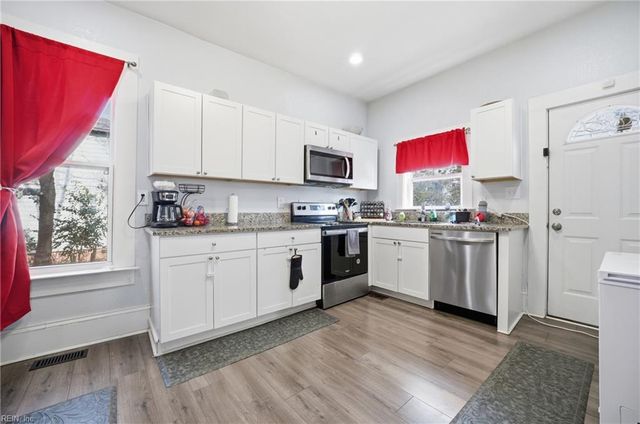 3012 Ballentine BLVD, Norfolk, VA 23509