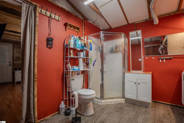 370 N Port Bass Drive, Fair Play, SC 29643