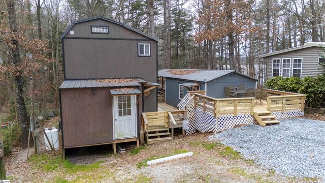 370 N Port Bass Drive, Fair Play, SC 29643