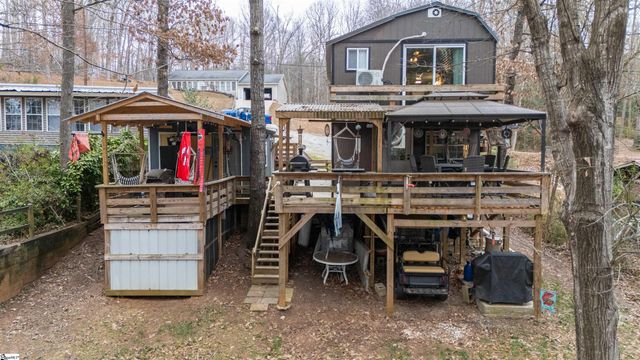 370 N Port Bass Drive, Fair Play, SC 29643