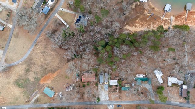 370 N Port Bass Drive, Fair Play, SC 29643