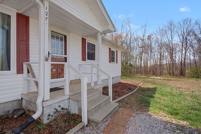 127 Rockhouse Rd, Hohenwald, TN 38462