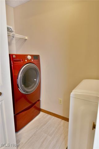 658 Center Street W, Warren, OH 44481