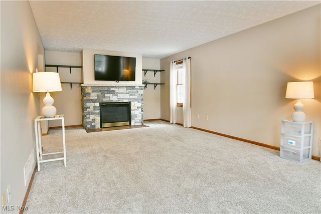 658 Center Street W, Warren, OH 44481