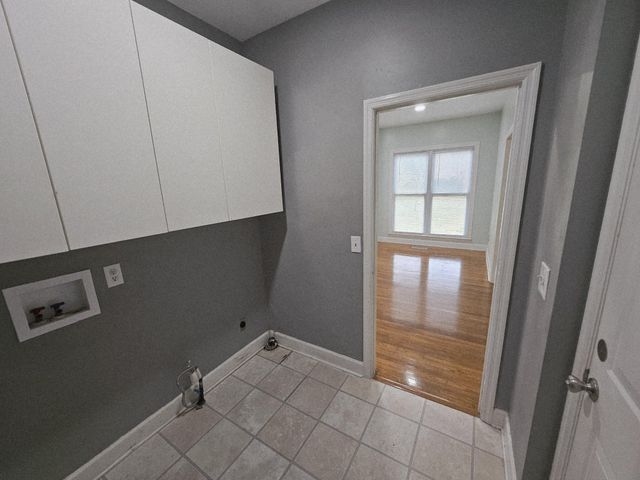 208 E Bend Ct, Old Hickory, TN 37138