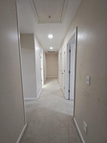 208 E Bend Ct, Old Hickory, TN 37138