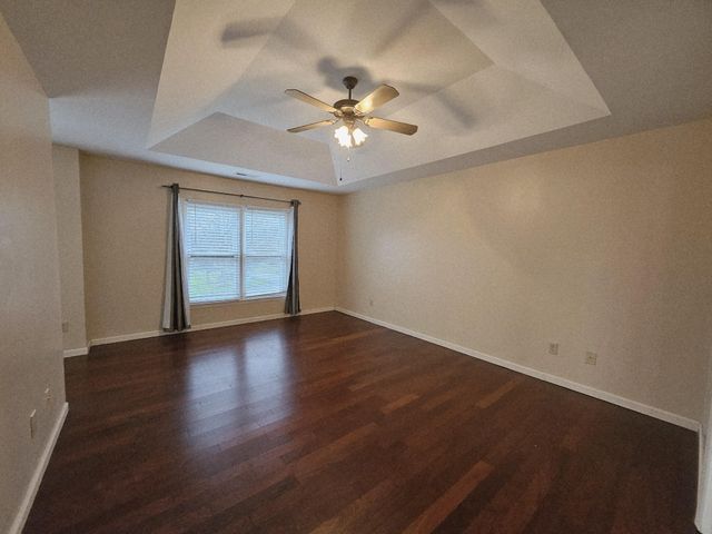 208 E Bend Ct, Old Hickory, TN 37138