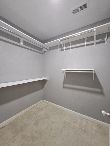 208 E Bend Ct, Old Hickory, TN 37138