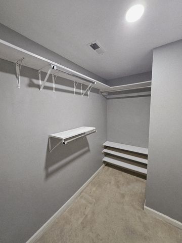 208 E Bend Ct, Old Hickory, TN 37138