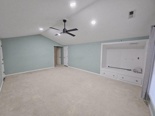 208 E Bend Ct, Old Hickory, TN 37138