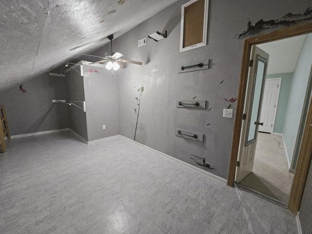 208 E Bend Ct, Old Hickory, TN 37138