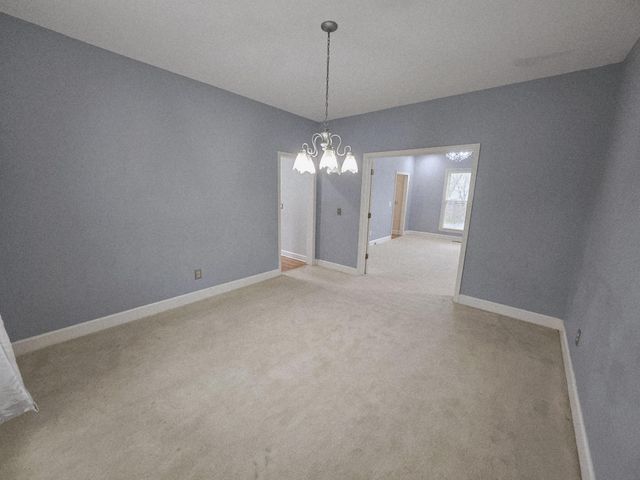 208 E Bend Ct, Old Hickory, TN 37138