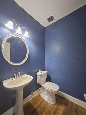 208 E Bend Ct, Old Hickory, TN 37138