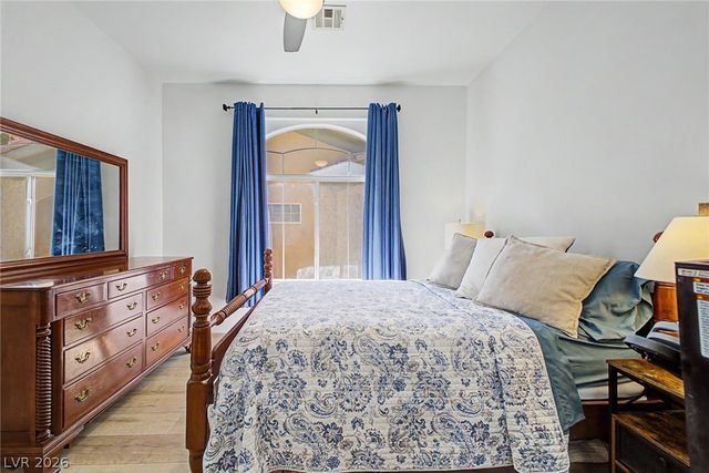1713 Sky Of Red Drive 204, Las Vegas, NV 89128