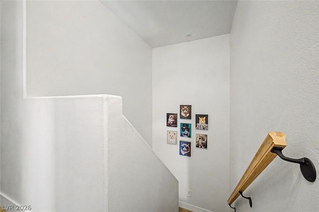 1713 Sky Of Red Drive 204, Las Vegas, NV 89128