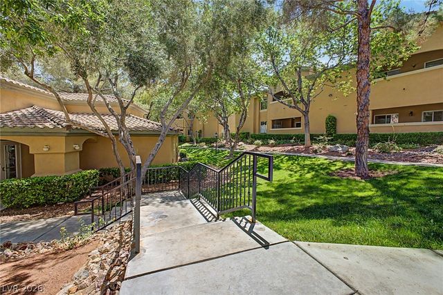 1713 Sky Of Red Drive 204, Las Vegas, NV 89128