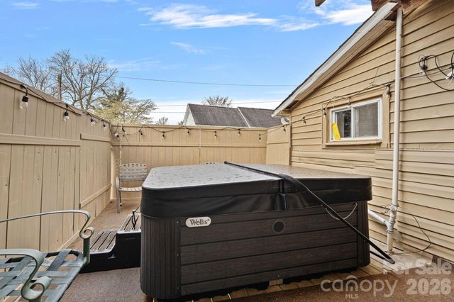 74 Meadow Avenue, Concord, NC 28025