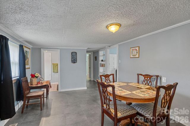 74 Meadow Avenue, Concord, NC 28025