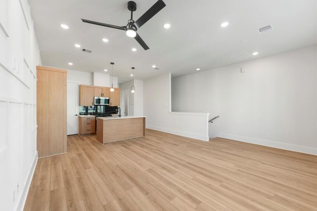 5304 Teodoro Lane, Houston, TX 77091