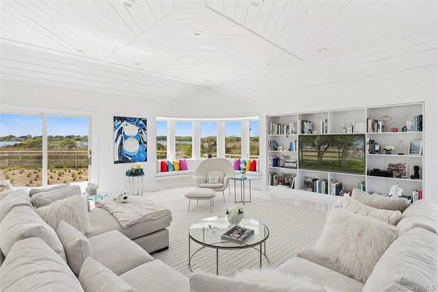 64 W End Road, East Hampton, NY 11937