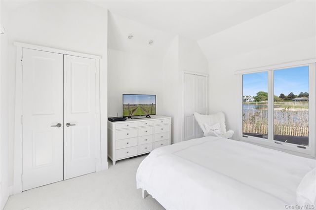 64 W End Road, East Hampton, NY 11937