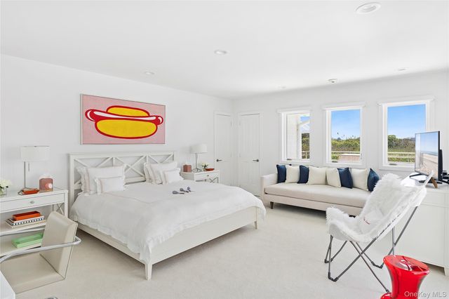 64 W End Road, East Hampton, NY 11937