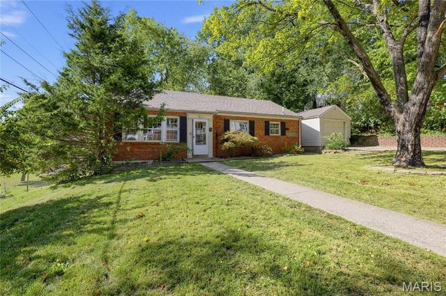 411 N Clay Avenue, St Louis, MO 63135