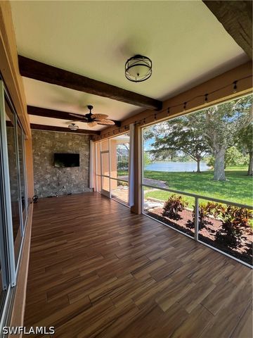 608 Crossfield CIR, Naples, FL 34104
