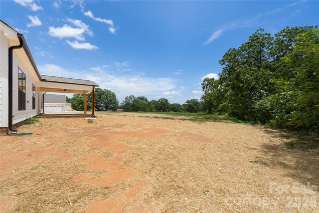 5702 Love Mill Road, Monroe, NC 28110