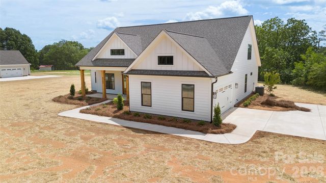5702 Love Mill Road, Monroe, NC 28110