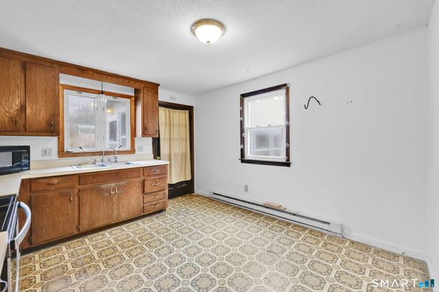 1091 Flanders Road, Coventry, CT 06238