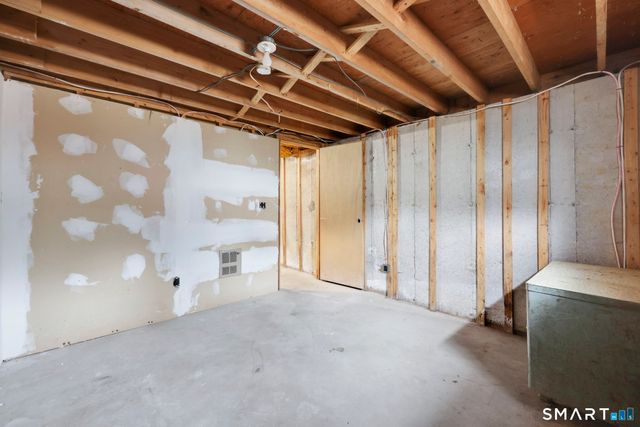 1091 Flanders Road, Coventry, CT 06238