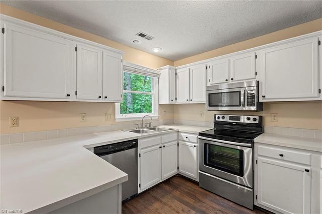 1091 Stamford Club Drive, Rural Hall, NC 27045