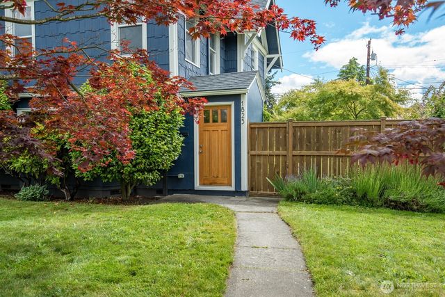 1825 Rucker Avenue, Everett, WA 98201