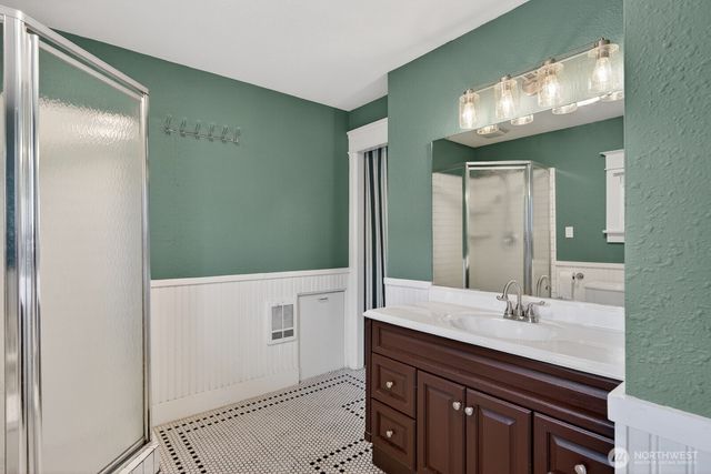 1825 Rucker Avenue, Everett, WA 98201