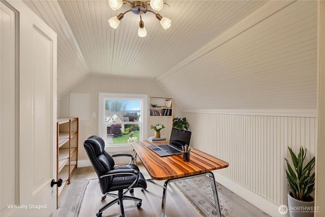 1825 Rucker Avenue, Everett, WA 98201