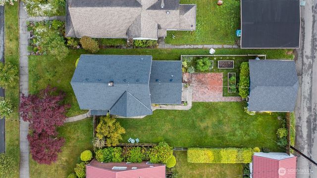 1825 Rucker Avenue, Everett, WA 98201