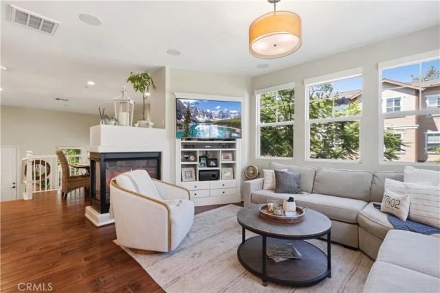 2 Sheridan, Mission Viejo, CA 92694