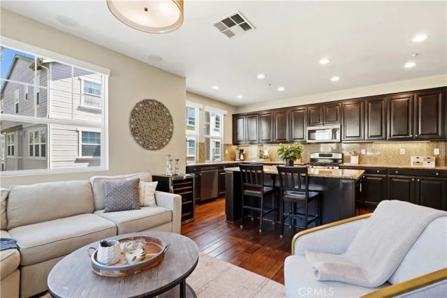 2 Sheridan, Mission Viejo, CA 92694