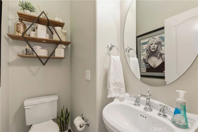2 Sheridan, Mission Viejo, CA 92694