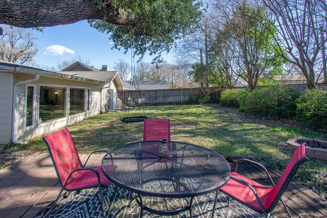 904 Clifford Street, Athens, TX 75751