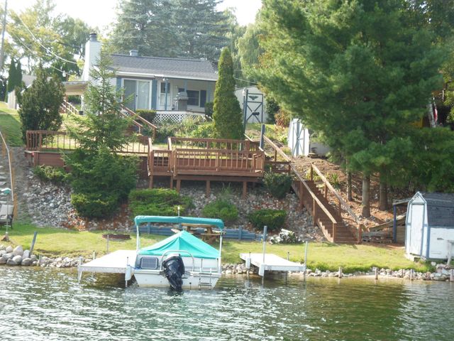 428 N Lake Street, Harrison, MI 48625