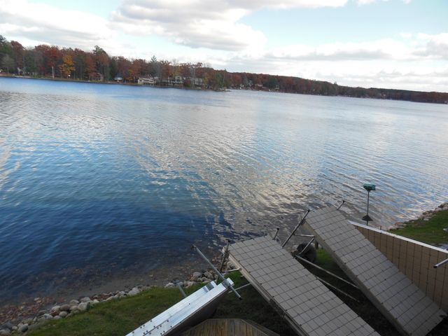 428 N Lake Street, Harrison, MI 48625