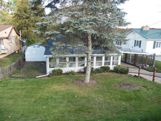 428 N Lake Street, Harrison, MI 48625