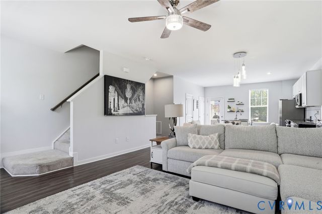 12337 Haydon Pl, Midlothian, VA 23113