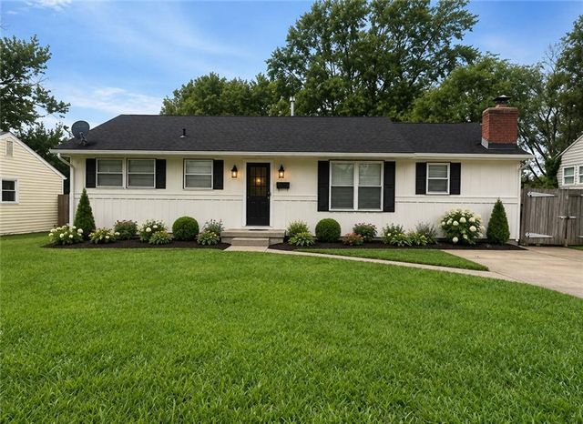 406 Baldwin Street, Belton, MO 64012