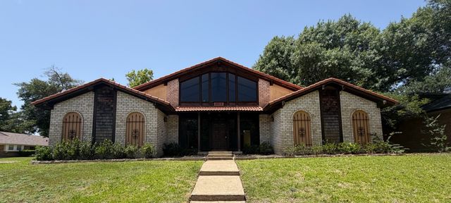 2510 Brookcrest Drive, Garland, TX 75040