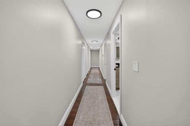 3 Set-N-Sun Drive, Scituate, RI 02831