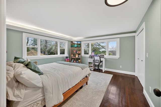 3 Set-N-Sun Drive, Scituate, RI 02831